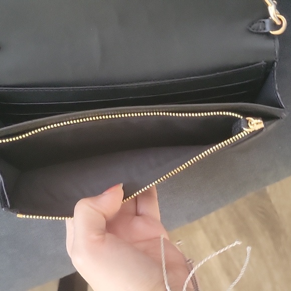 Coach Bag - Picture 3 of 3